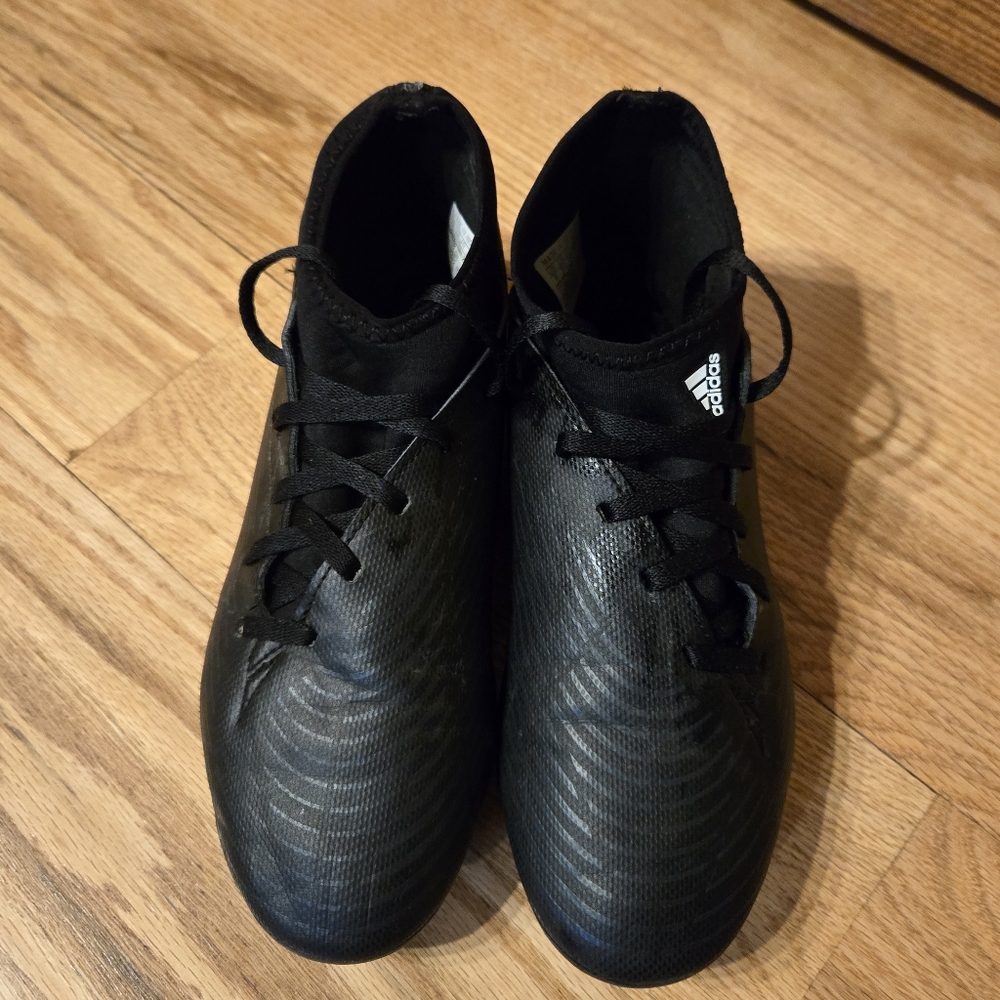 Adidas Predator Boys' Soccer Cleats - Picture 2 of 5